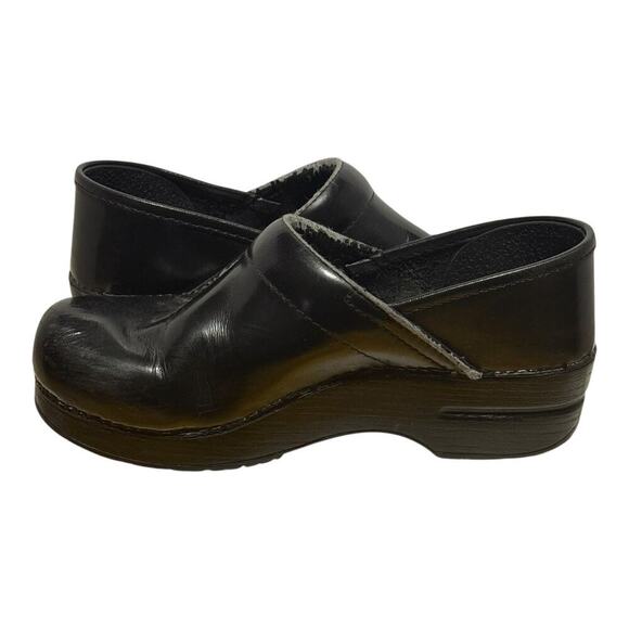 Dansko Professional Black Leather Clogs Women's Size 8 Comfort Work Shoes - Picture 6 of 8